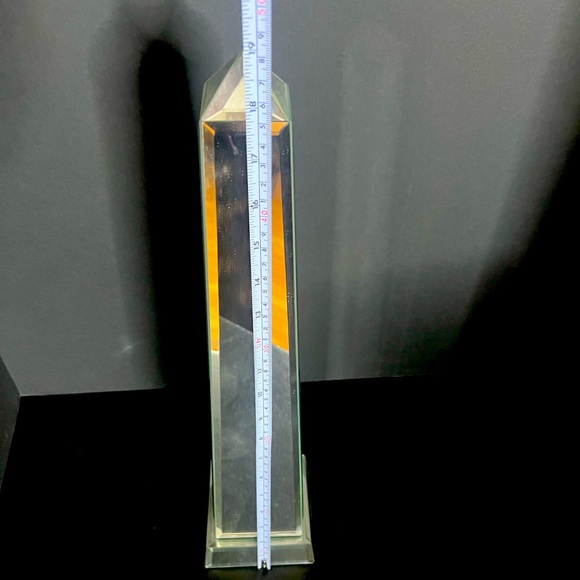 PartyLite Obelisk mirrored monument. - Picture 1 of 2